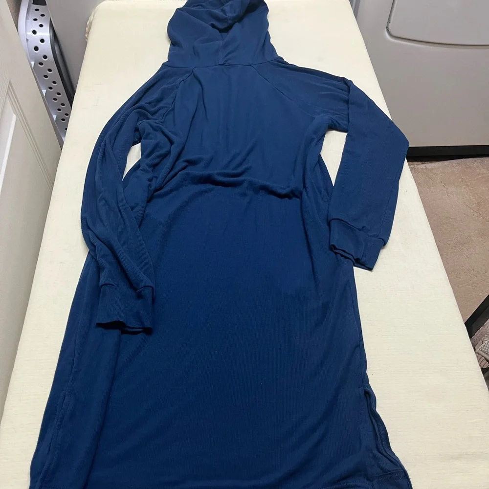 Cozy Earth XS navy hooded bamboo rib knit dress